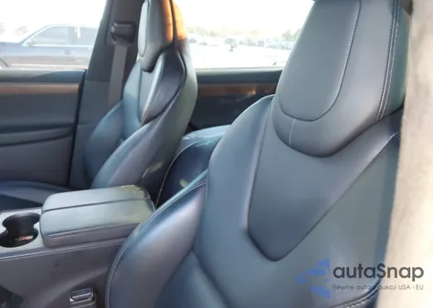 2019 Tesla Model X 100D/75D/Long Range из США, поврежденный, VIN 5YJXCAE25KF211642